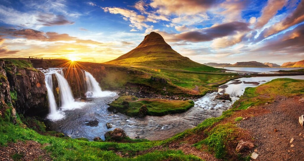 Iceland Kirkjufell